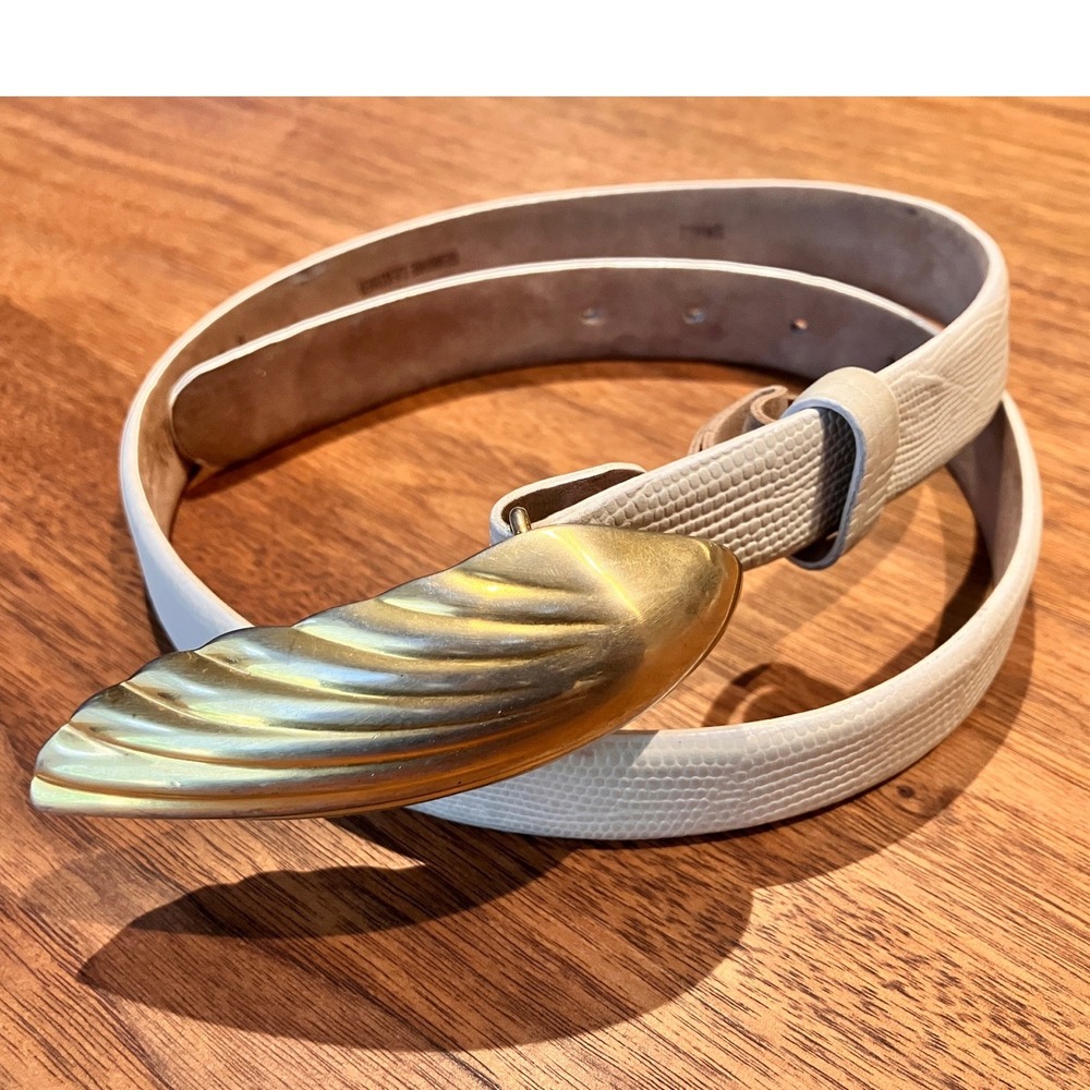 Donna Karan New York Cream Lizard Embossed Leather Belt Gold Shell Buckle Small